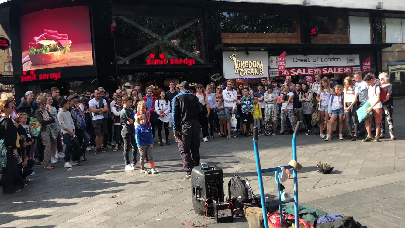 Street Show 1